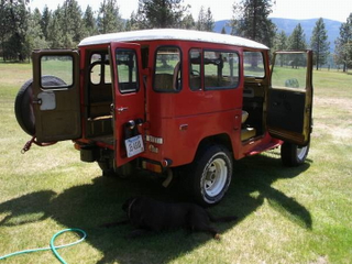 Illustration for article titled Would You Plow $7,500, Into This 1977 Toyota FJ-40?